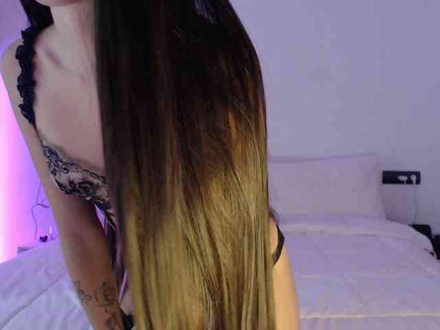 hellgirlxx webcam