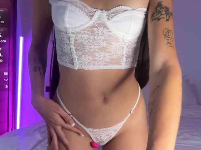 hellgirlxx webcam