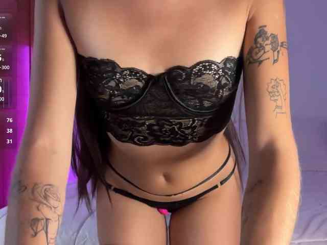 hellgirlxx webcam