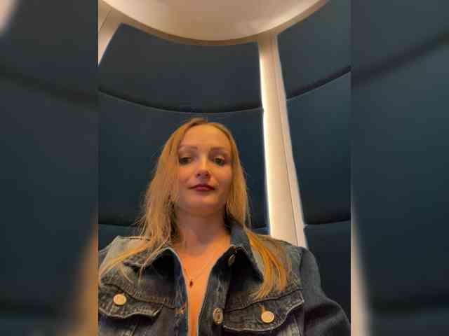 LadyTatiana webcam
