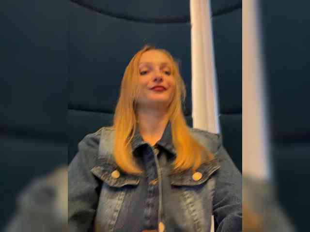 LadyTatiana webcam