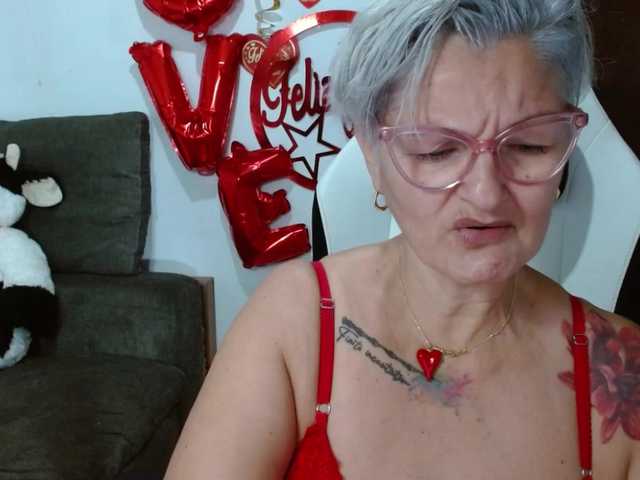 bety-cum3 from BongaCams is Freechat