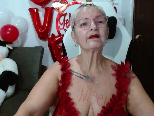 bety-cum3's BongaCams show and profile