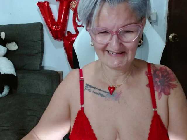 bety-cum3's BongaCams show and profile