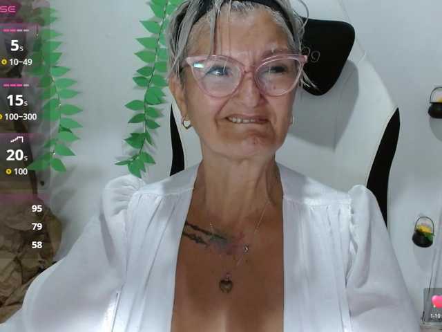 bety-cum3's BongaCams show and profile