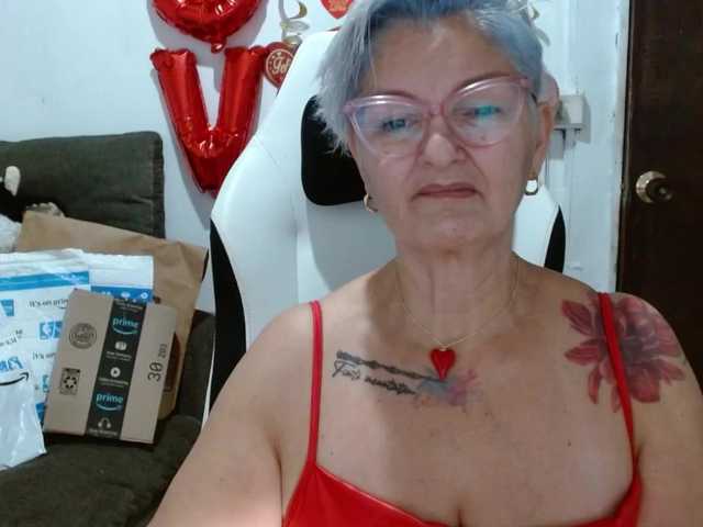 bety-cum3's BongaCams show and profile