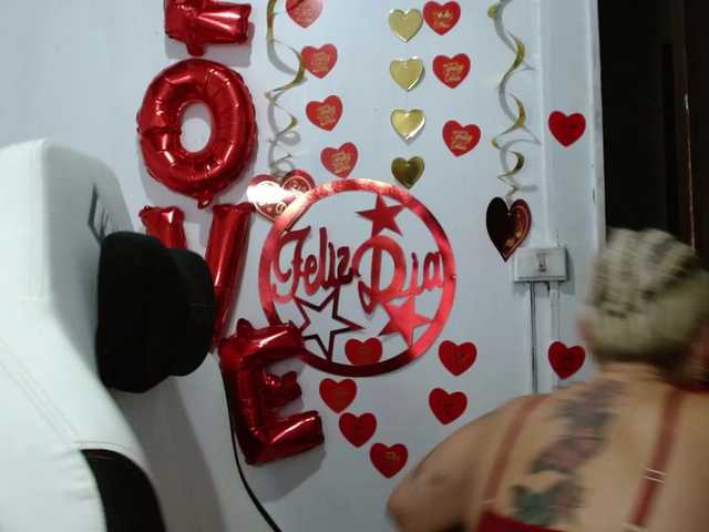 bety-cum3's BongaCams show and profile