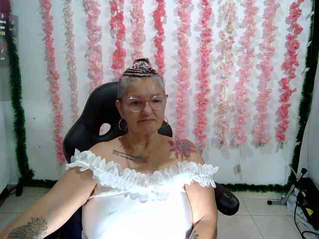 bety-cum3 webcam