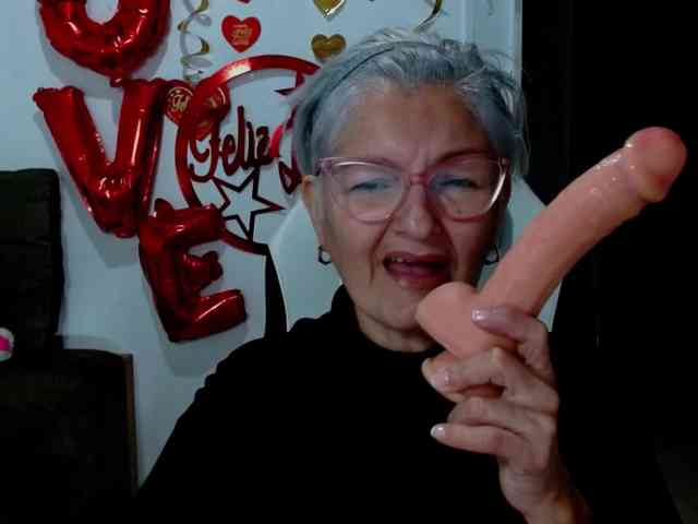 bety-cum3 Live Webcam on BongaCams