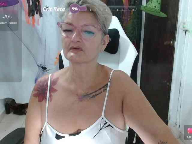 bety-cum3