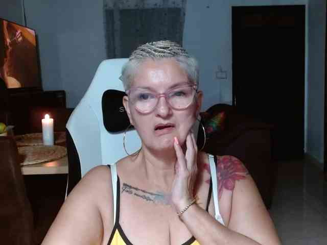 bety-cum3 webcam