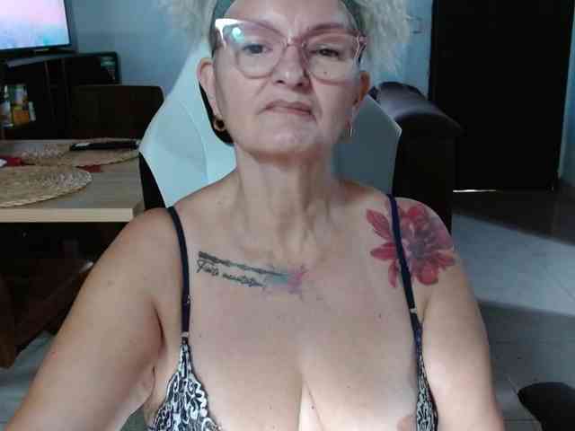 bety-cum3 webcam