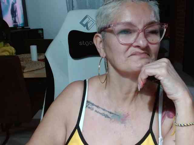 bety-cum3 webcam
