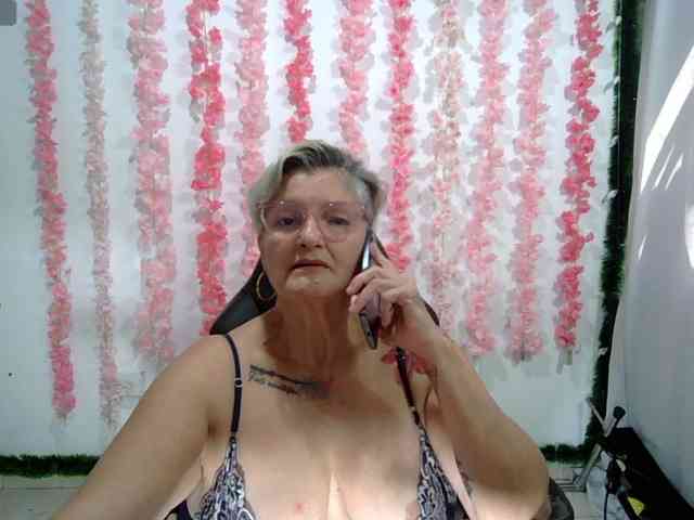 bety-cum3 webcam