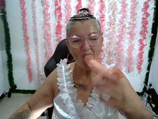 bety-cum3 webcam