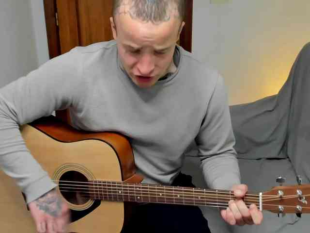 Layneinchains Layneinchains