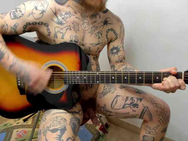 Layneinchains Layneinchains