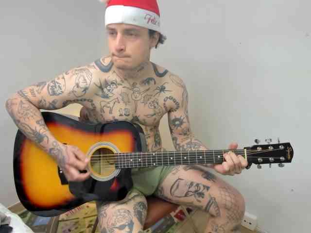 Layneinchains Layneinchains