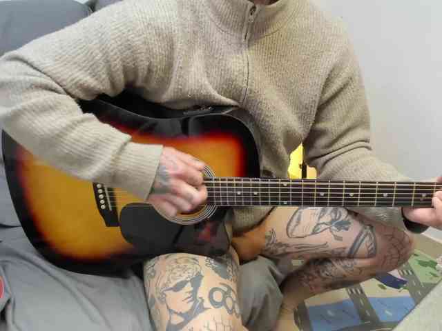 Layneinchains Layneinchains