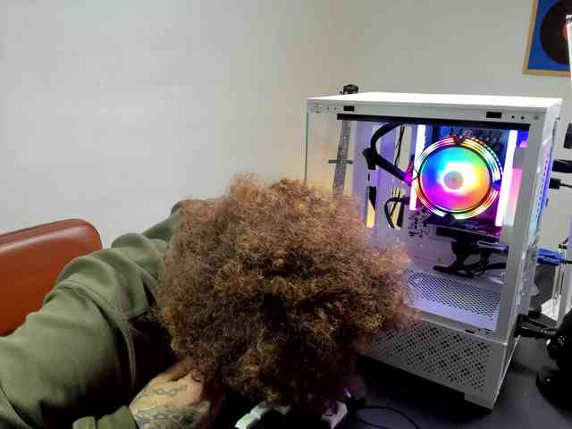 Layneinchains Layneinchains