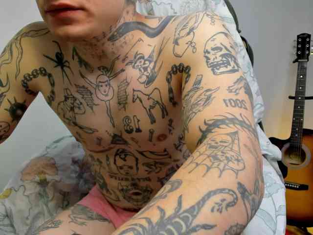 Layneinchains Layneinchains