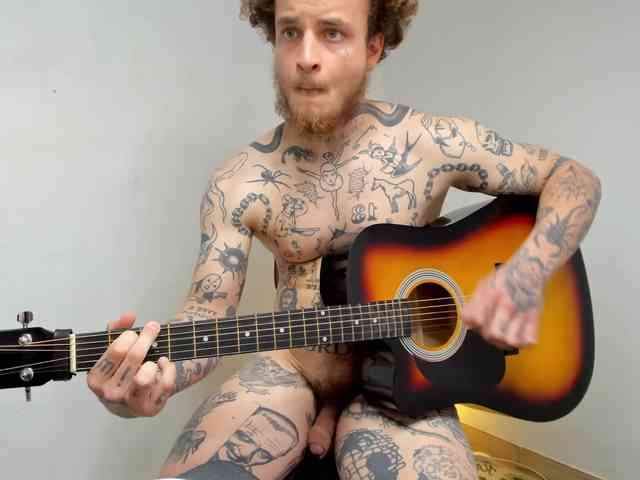 Layneinchains Layneinchains