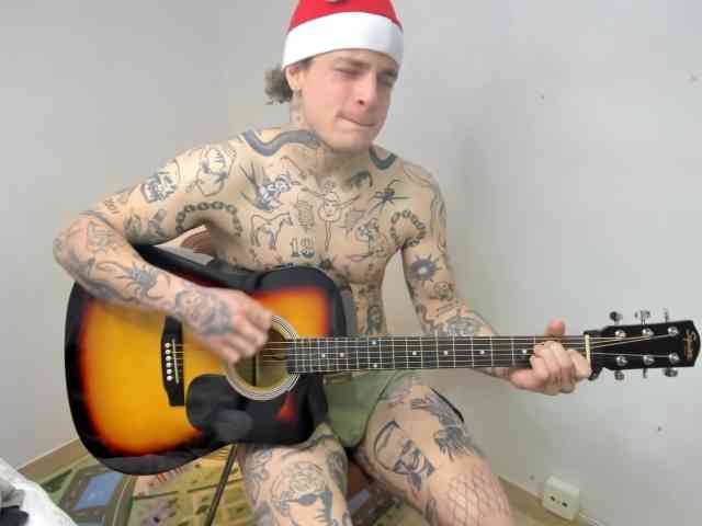 Layneinchains Layneinchains