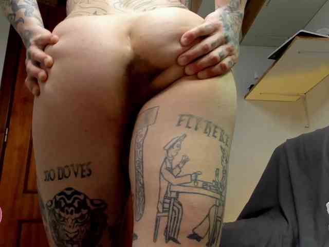 Layneinchains Layneinchains