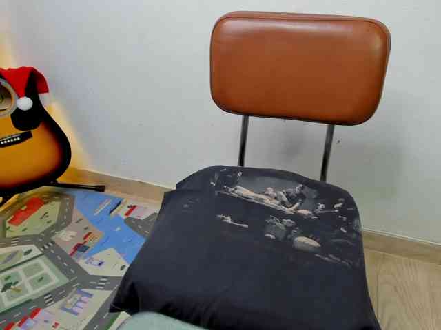 Layneinchains Layneinchains