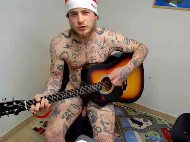 Layneinchains Layneinchains