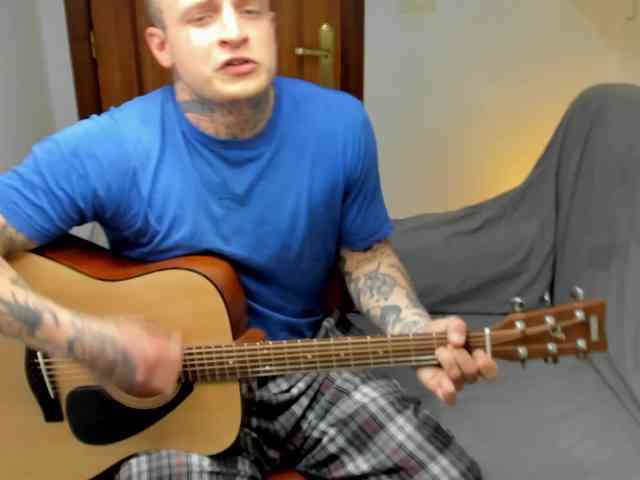 Layneinchains Layneinchains