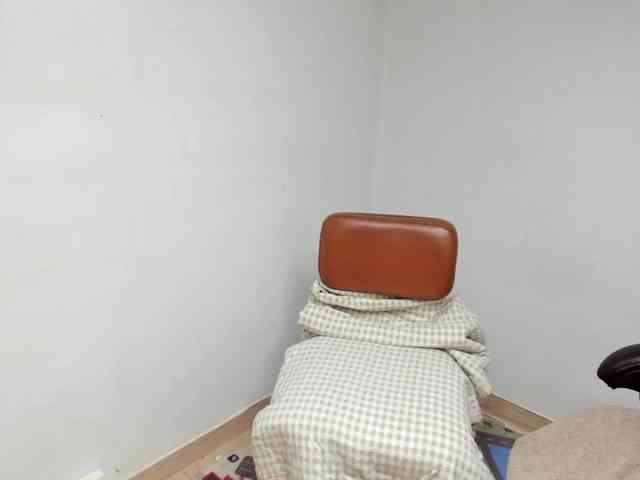 Layneinchains Layneinchains