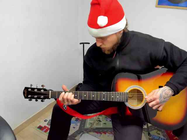 Layneinchains Layneinchains