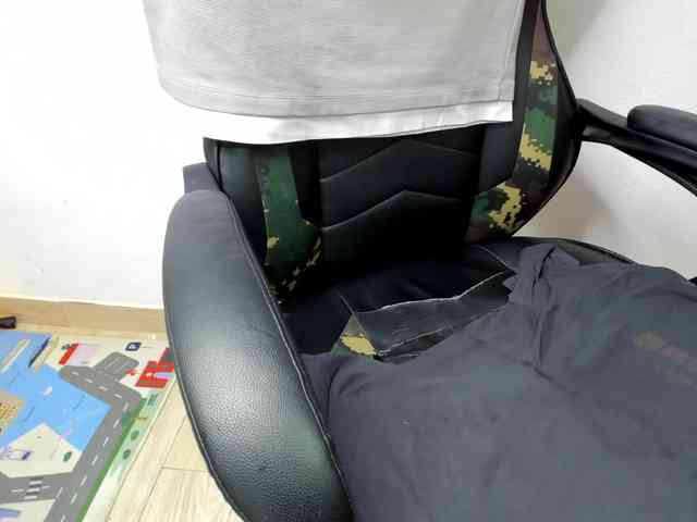 Layneinchains Layneinchains