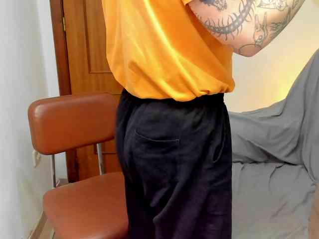 Layneinchains Layneinchains