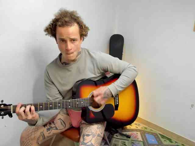 Layneinchains Layneinchains