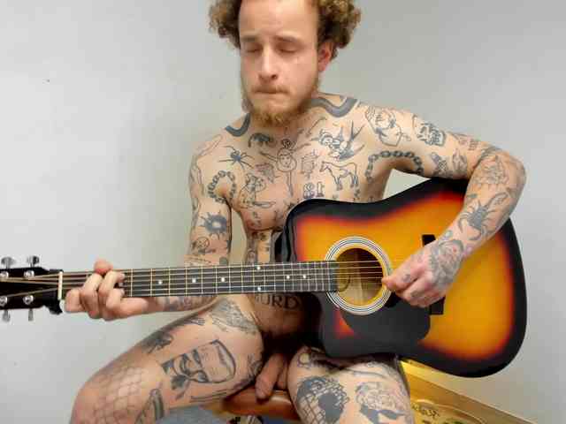 Layneinchains Layneinchains