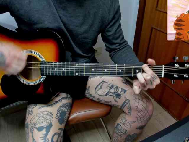 Layneinchains Layneinchains