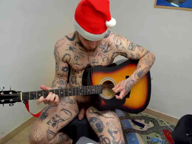 Layneinchains Layneinchains