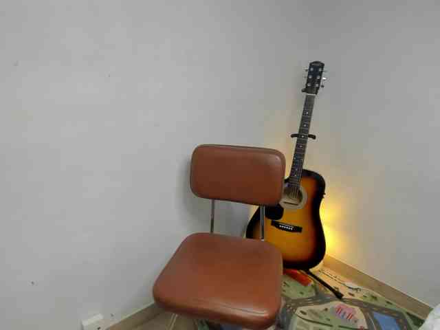 Layneinchains Layneinchains