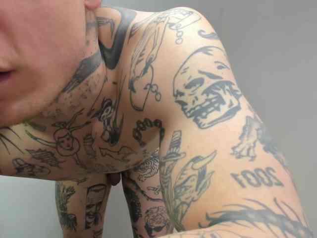 Layneinchains Layneinchains