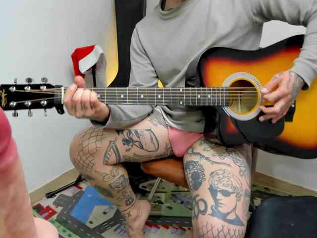 Layneinchains Layneinchains