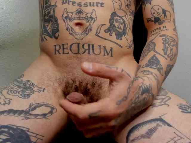 Layneinchains Layneinchains