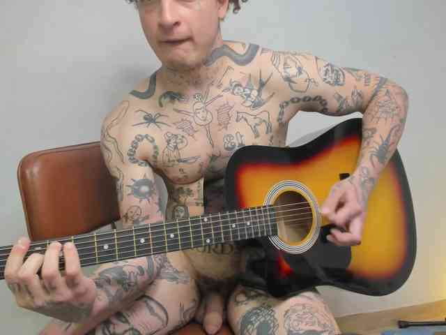 Layneinchains Layneinchains