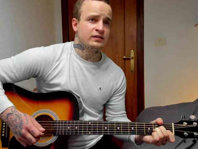 Layneinchains Layneinchains