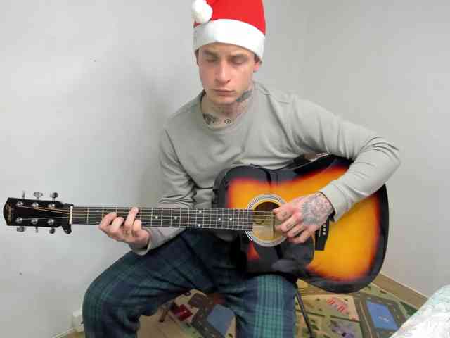 Layneinchains Layneinchains