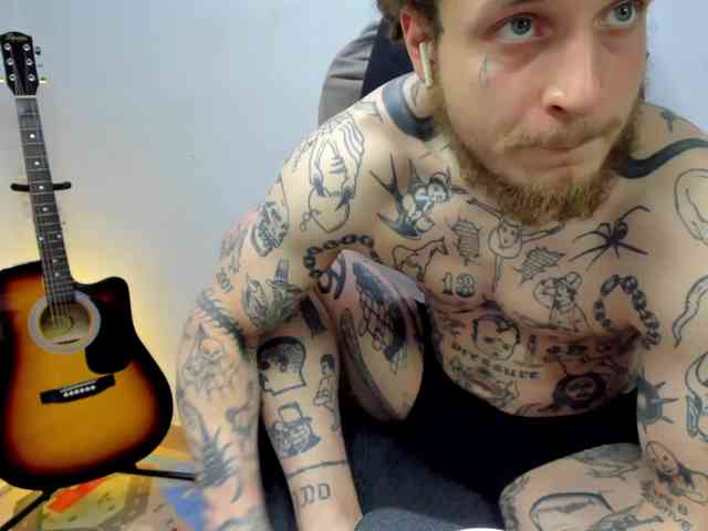 Layneinchains Layneinchains