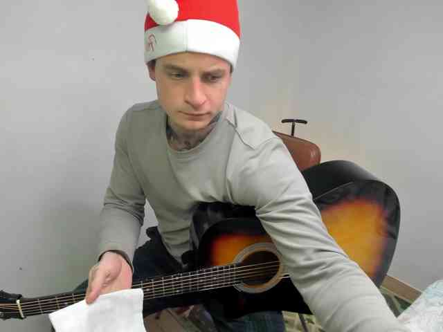 Layneinchains Layneinchains