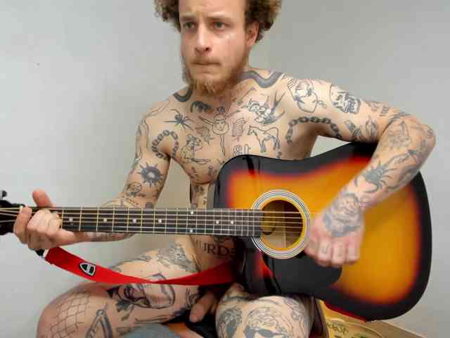 Layneinchains Layneinchains