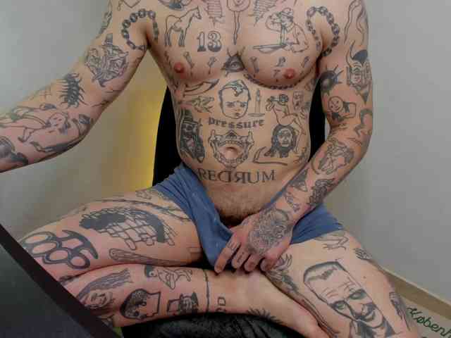 Layneinchains Layneinchains